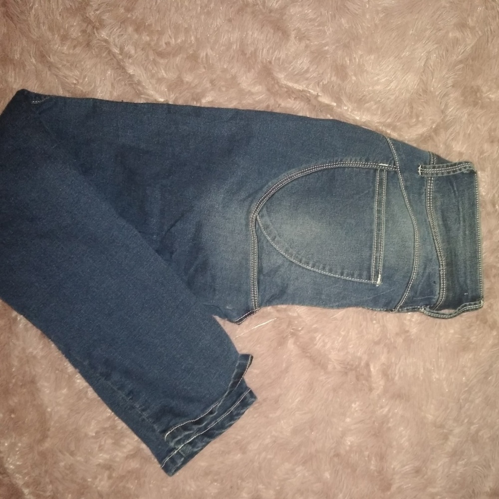 OMG!! perfect booty jeans